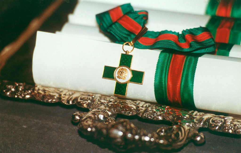 IN RICORDO DEL CAVALIERE ETTORE DE RISI DAL 1973